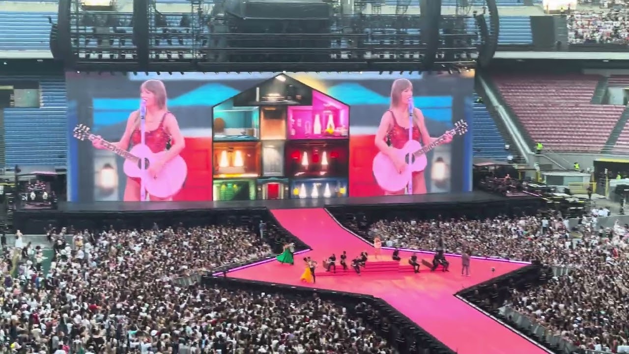 Taylor Swift THE ERAS TOUR 14-07-2024 Milan San Siro -- Lover