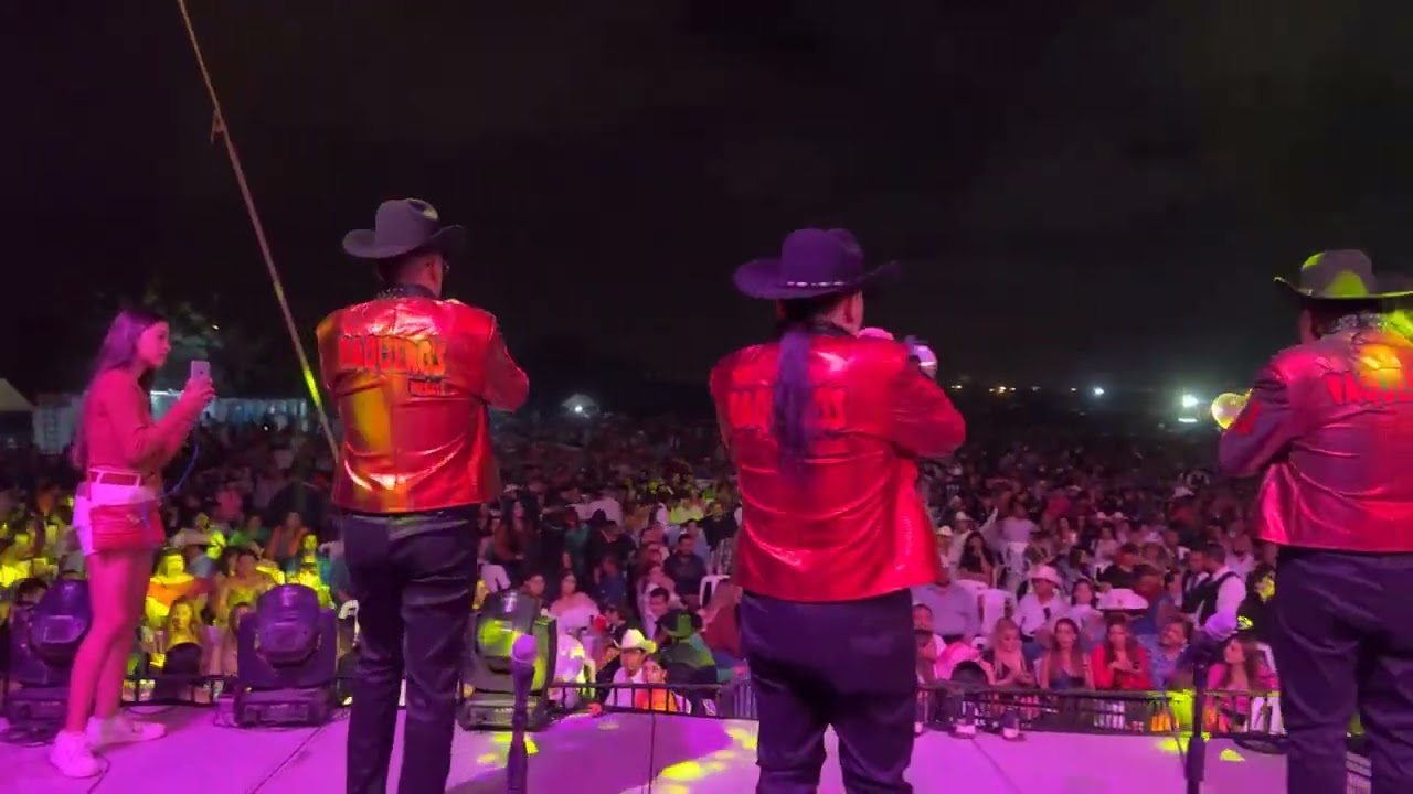 Vaqueros musical vivo