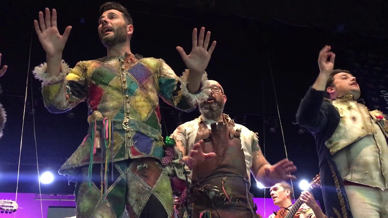 Comparsa Los carnívales (Pasodoble Carnecita de gallina) - El Falla en Sevilla 2019
