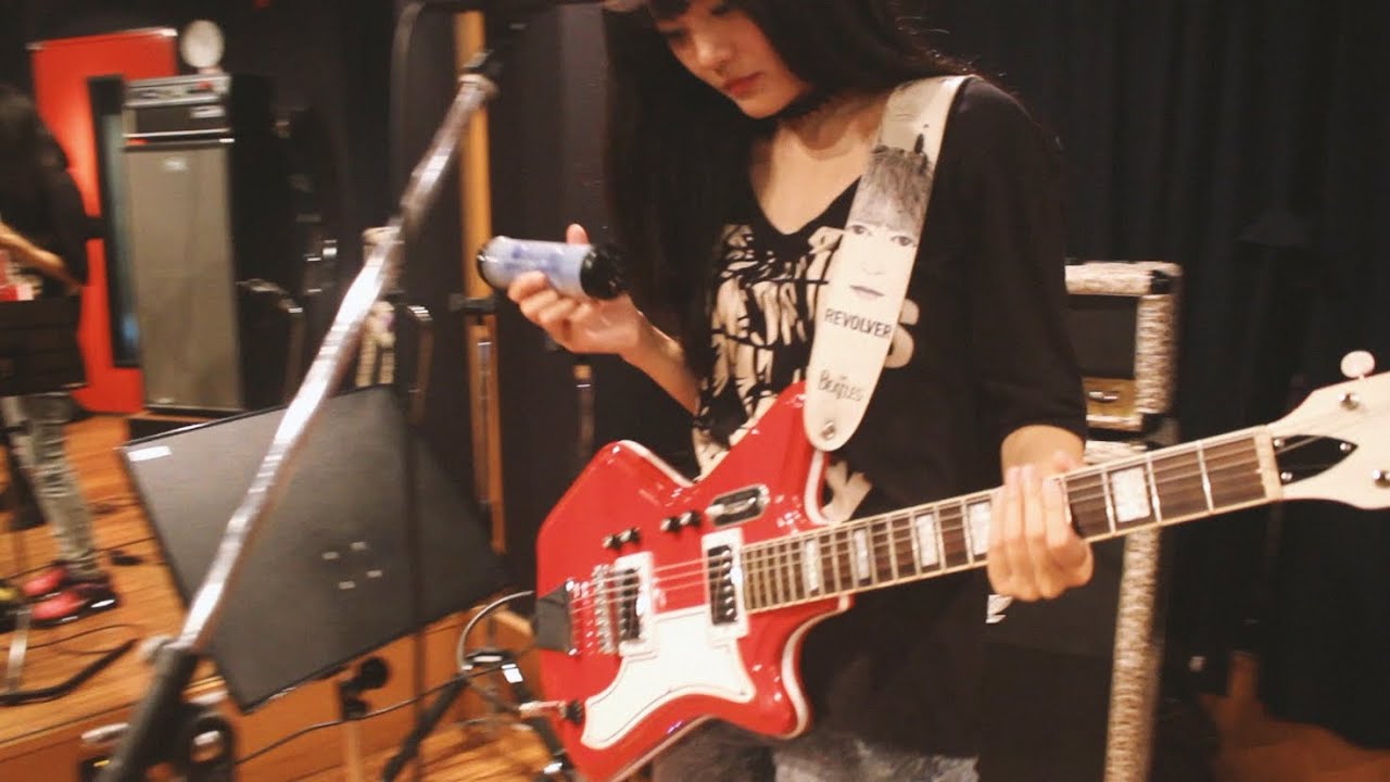 OLDTIMER - Mobile (Avril Lavigne Cover)