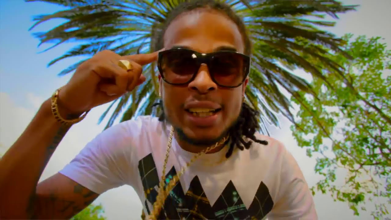 CHRISTIANE VALLEJO feat KALASH - BOMBSHELL PARTY - CLIP OFFICIEL