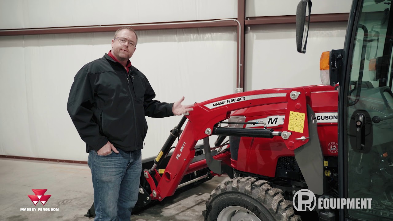 Massey Ferguson 1800M - Product Introduction and Walkaround