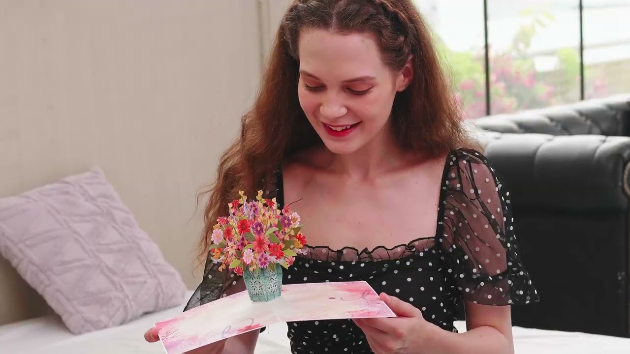 Eco-Friendly 3D Flower Bouquet Pop-Up Card | Paper Love