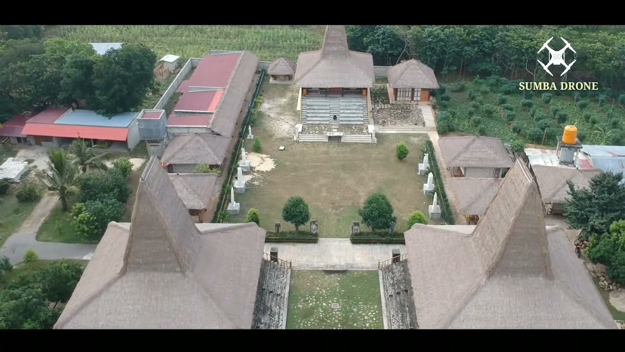 Rumah Budaya Sumba Barat daya NTT || DJI SPARK FOOTAGE