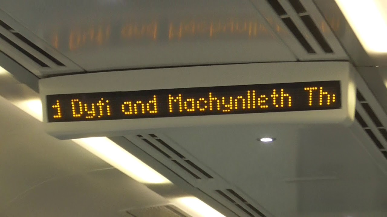 A Train Ride on Transport for Wales Class 158833 From Penrhyndeudraeth to Harlech