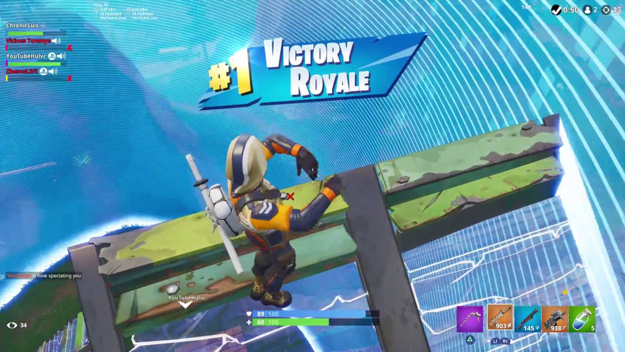 Controller player dominating PC scrims