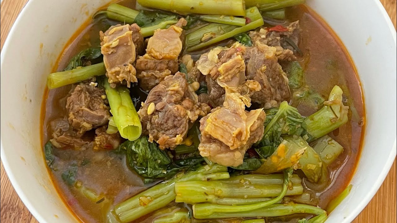 សម្លរម្ជូរគ្រឿងសាច់គោ