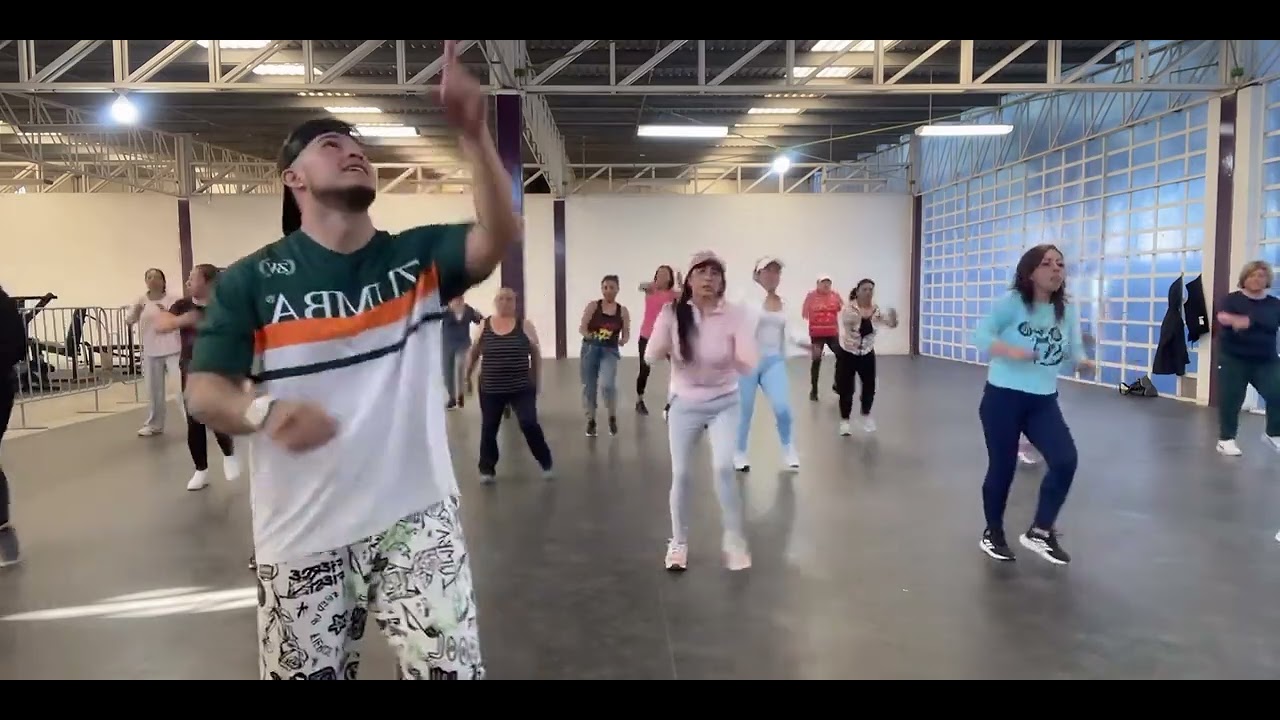 Piérdeme el respeto | María leon | ZUMBA CON ROYCE 