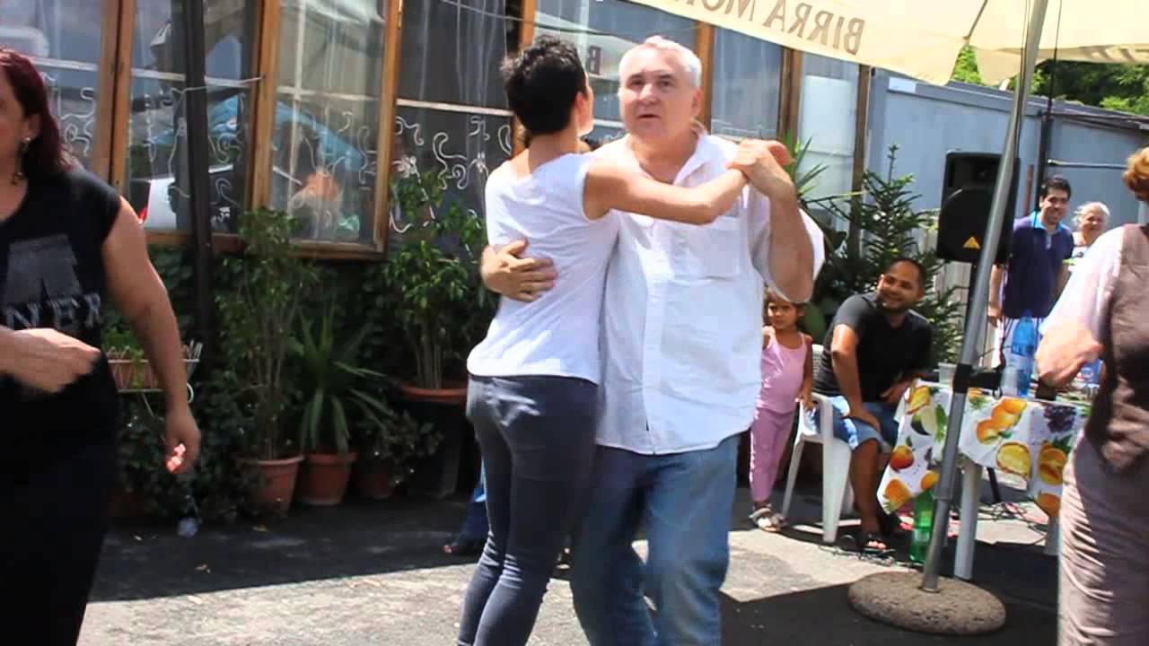 Marius Honciu live al Pranzo Tavolo delle Donne Rom - Candoni