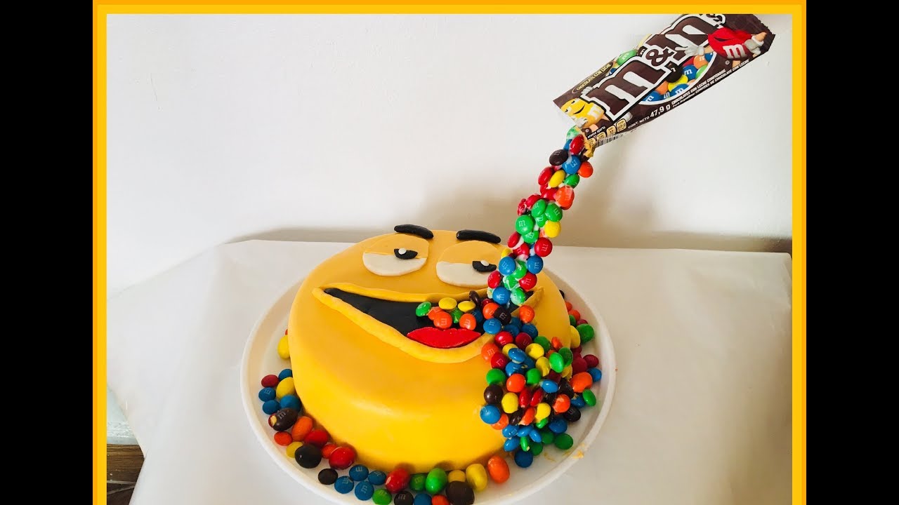 Pastel antigravedad de M&M’s fácil
