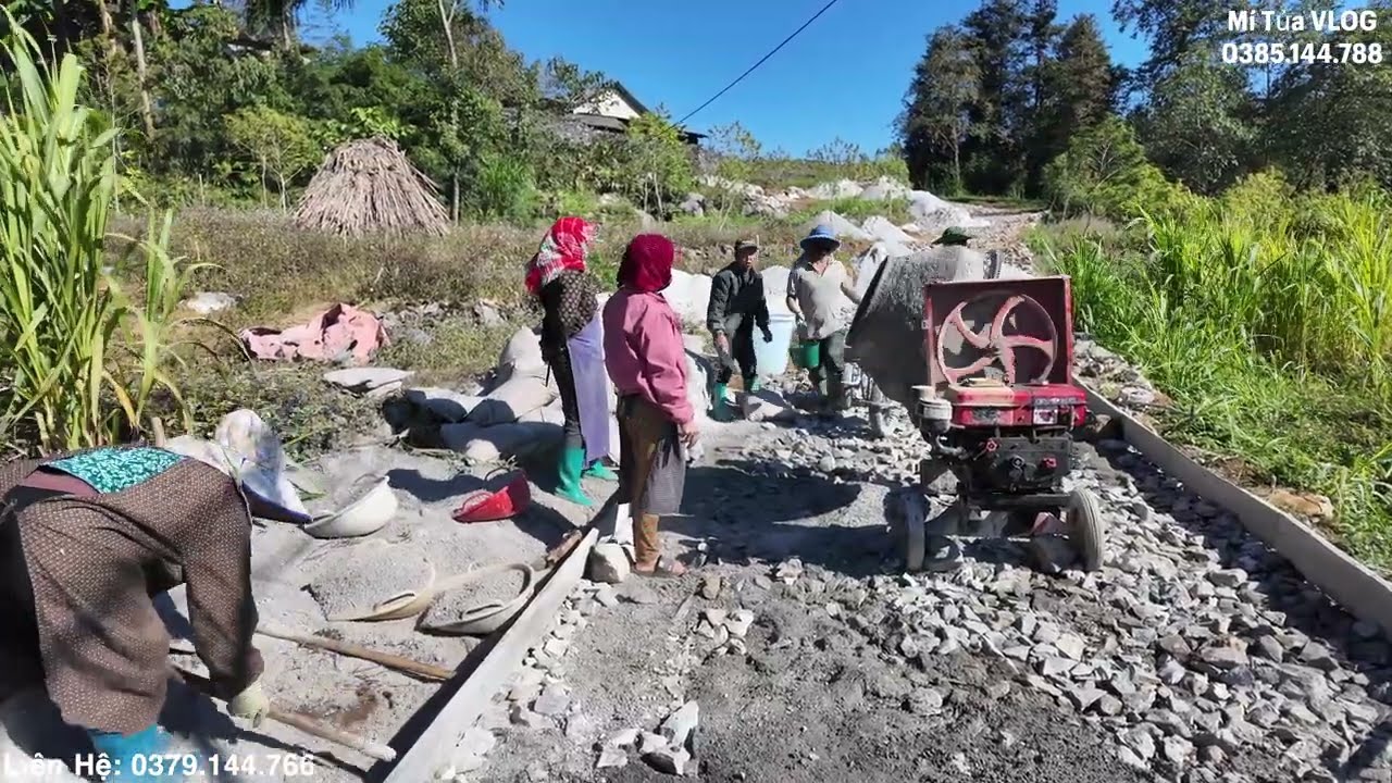 Mỗi Ng&agrave;y Tuyến Đường Lại L&agrave;m Được Th&ecirc;m V&agrave;i  Chục M&eacute;t.M&iacute; Tủa VLOG