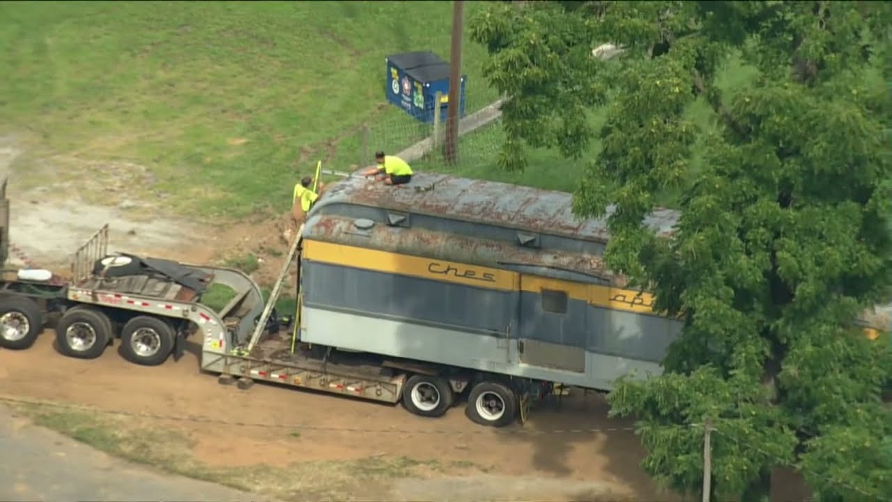 SKYFOX: Historic train car moved through downtown Frederick |  FOX 5 DC