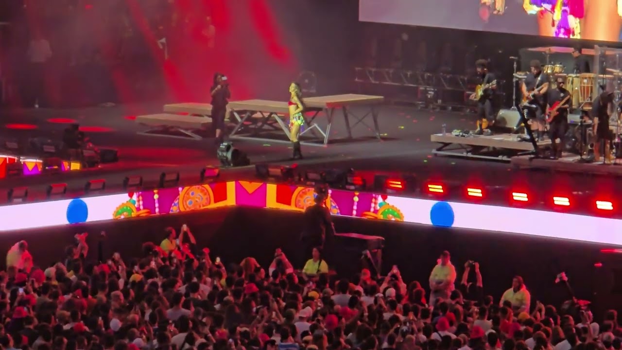 MARINA SENA - Me Toca + Tá Quente - Marinada Tour - CarnaUOL 2026 - São Paulo - Brasil (24/01/2025)
