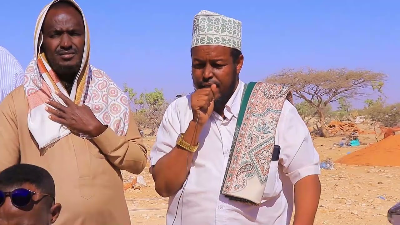 Masuuliyiin ka tirsan Dowlad Goboleedka Galmudug oo magaaada Gaalkacyo ka daahfuray.