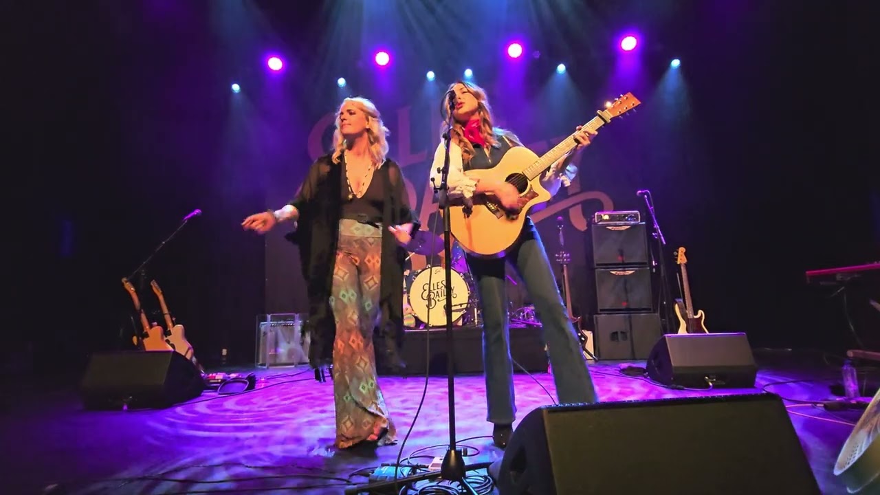 Demi Marriner & Elles Bailey - Grenswerk Venlo 16-10-2025