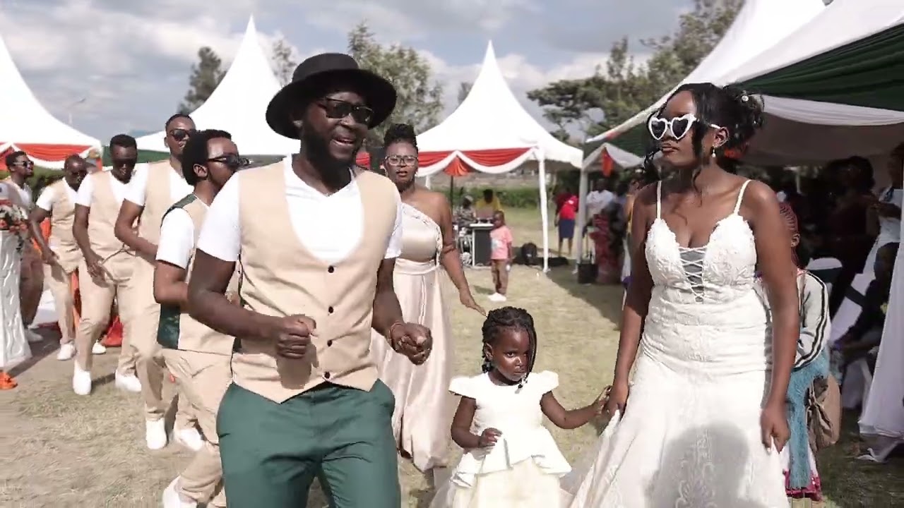 Caroline & Francis Wedding | Reception | Where Love Meets the Dance Floor