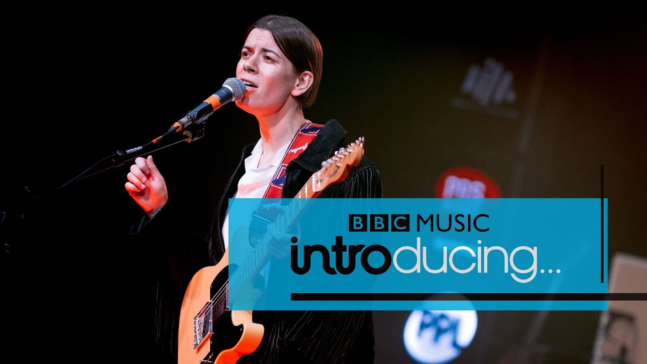 Liz Lawrence - None Of My Friends (The BME Sessions)