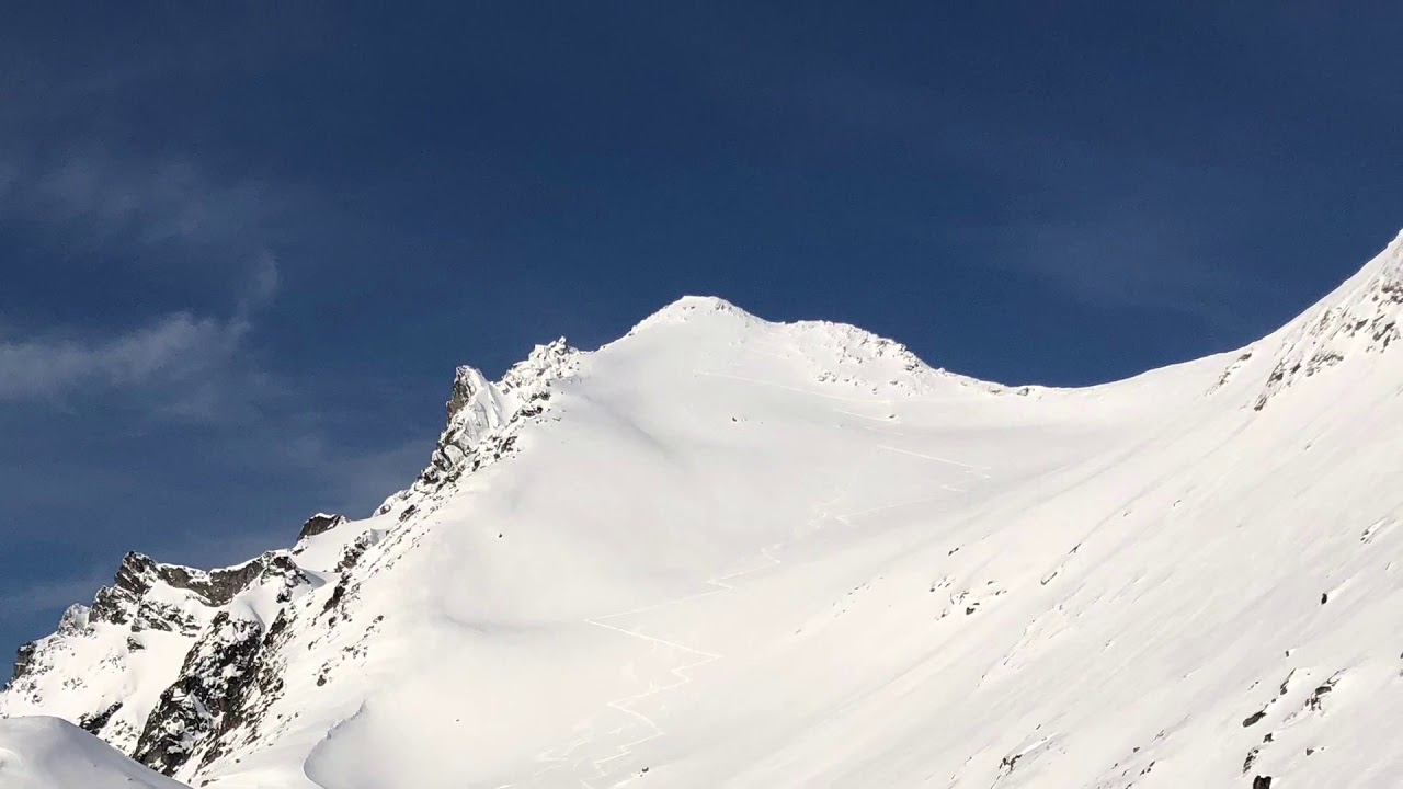 Kattfjordeidet, Middagstind Kval&oslash;ya Troms&oslash;