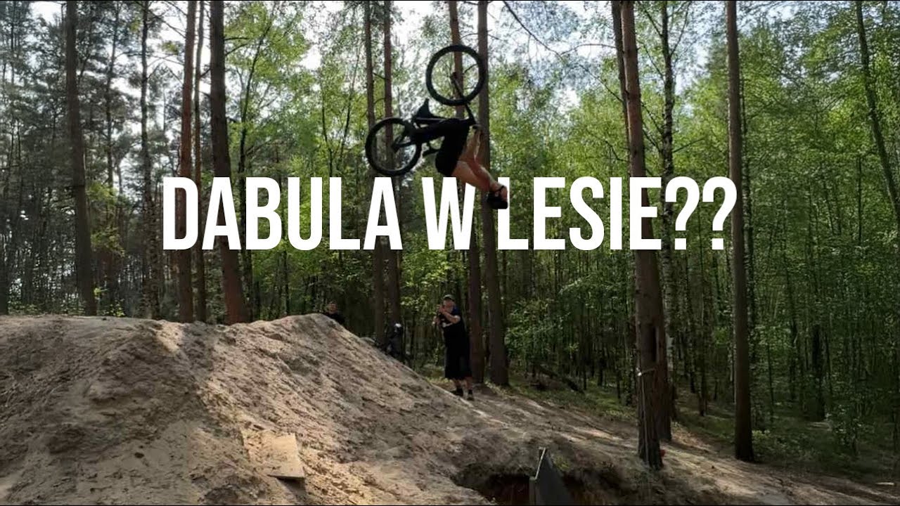 POV treningówka w lesie
