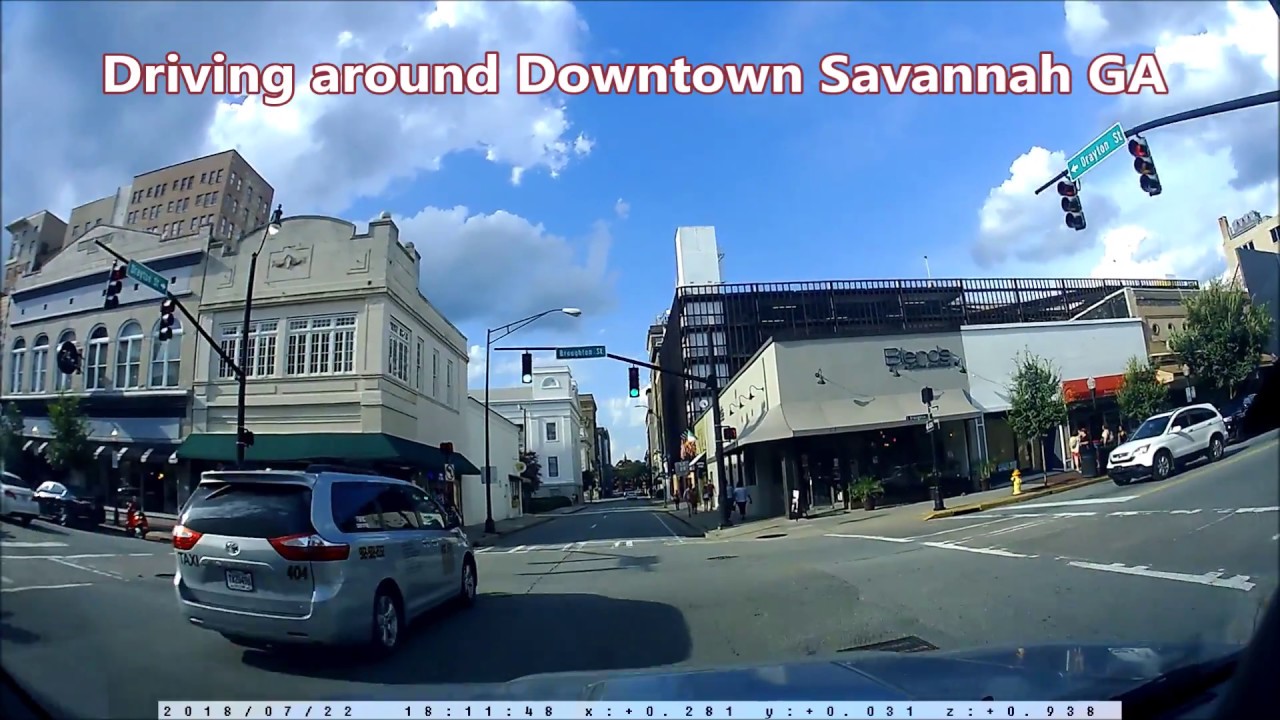 Driving around Downtown Savannah Georgia