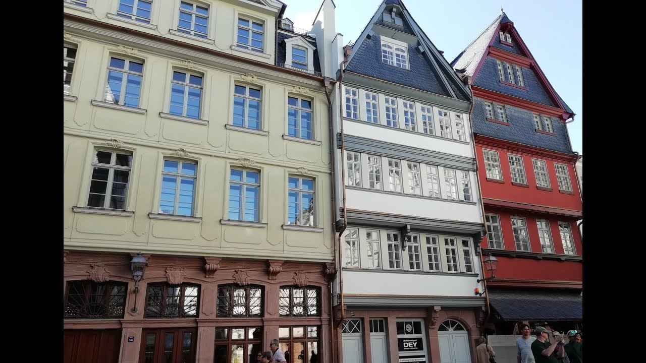 Frankfurt: Gang durch die rekonstruierte Altstadt am R&ouml;mer und Dom.  reconstructed old town