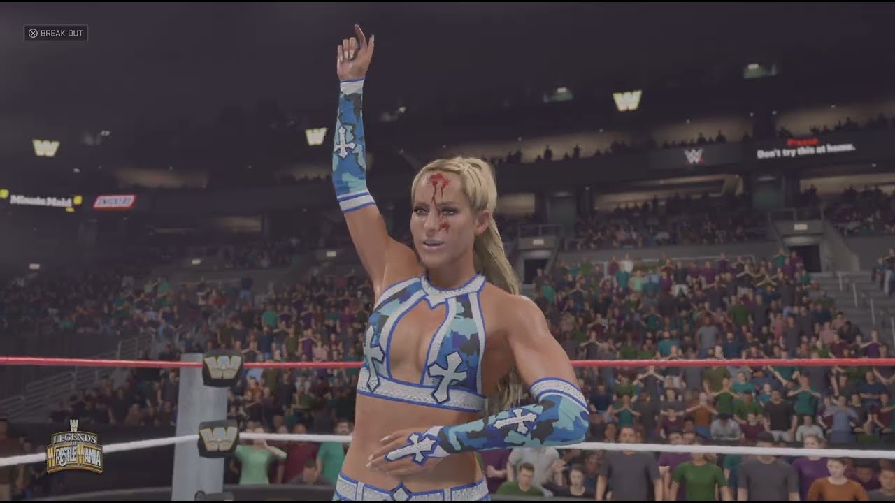 WWE 2K26_Алундра Блейз против Мишель МакКул