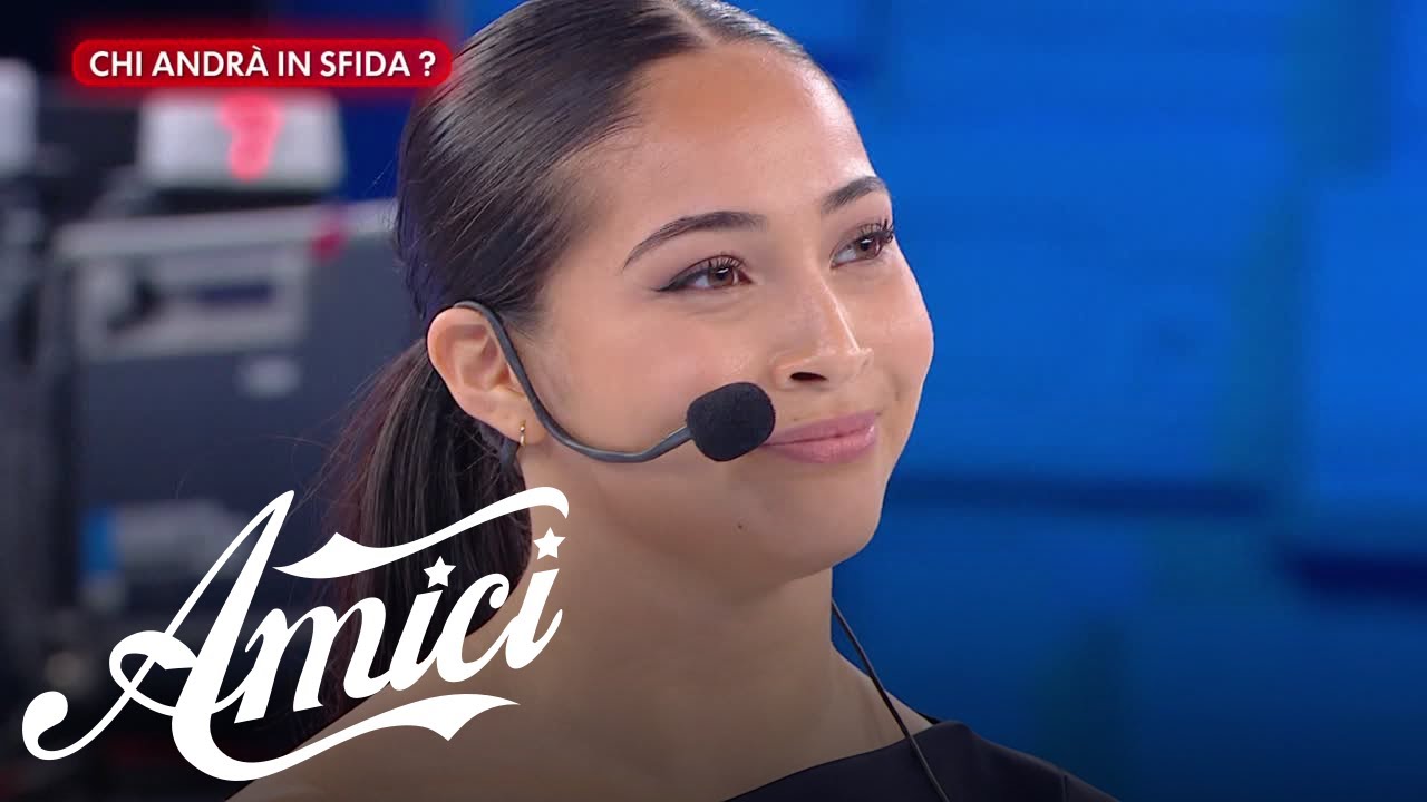 Amici 25 - Kiara - Broken strings