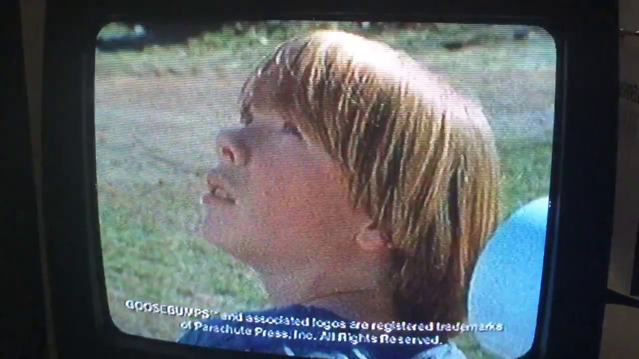 Начало «Мурашки по коже: Оборотень из Лихорадочного болота» 1997 VHS