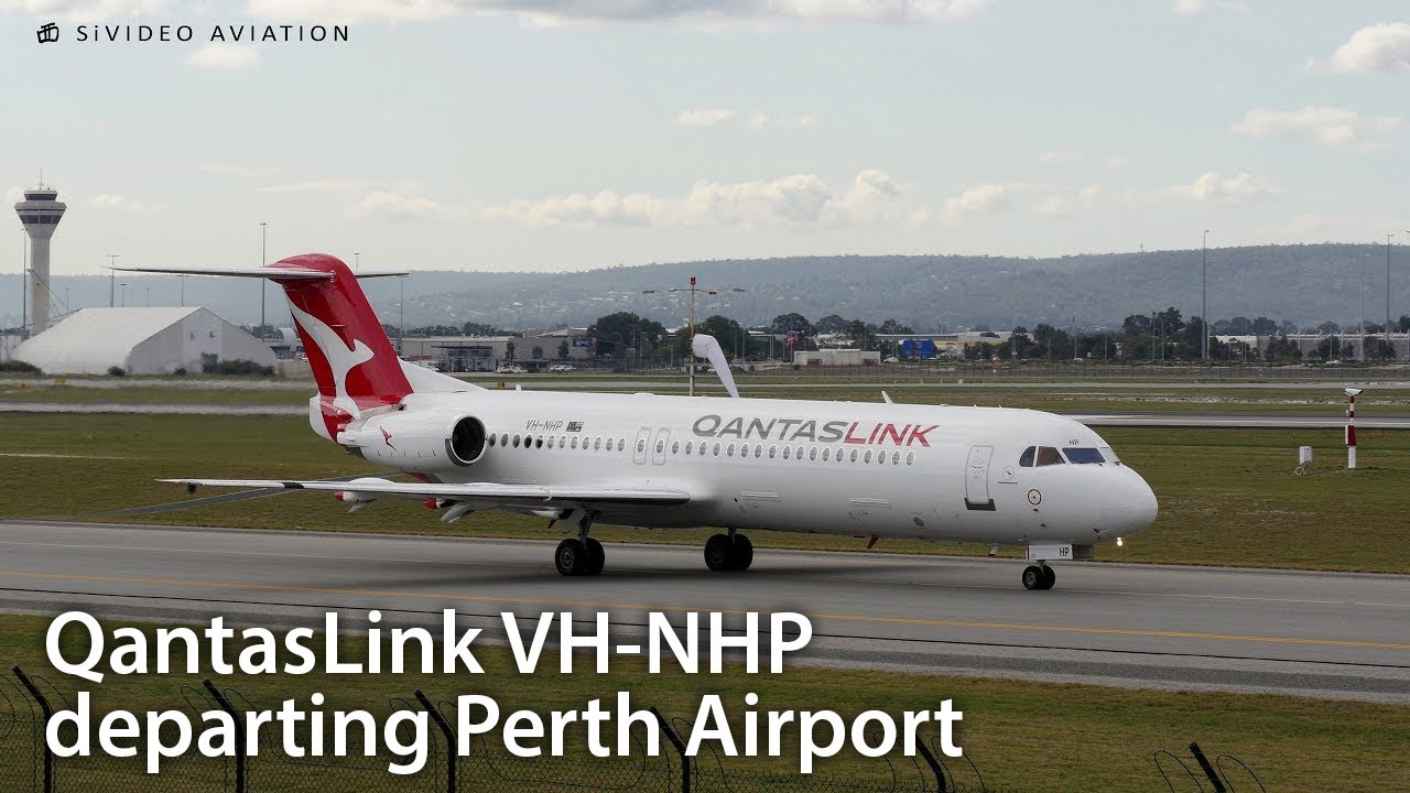 F-100 Silveroo Livery - QantasLink (VH-NHP) departing Perth Airport.