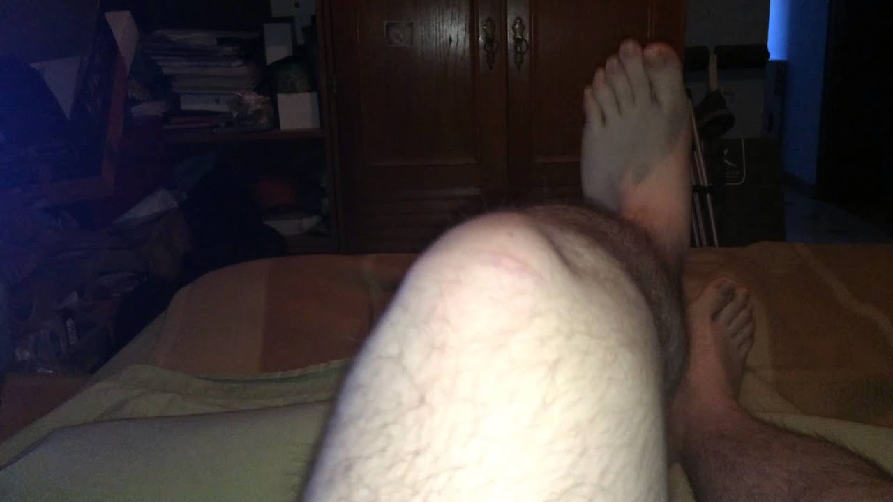 knee cracking