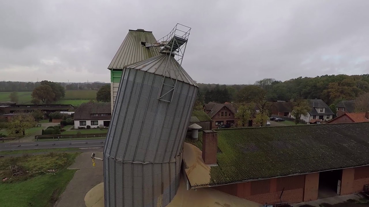 Das schiefe Silo von Holtebüttel