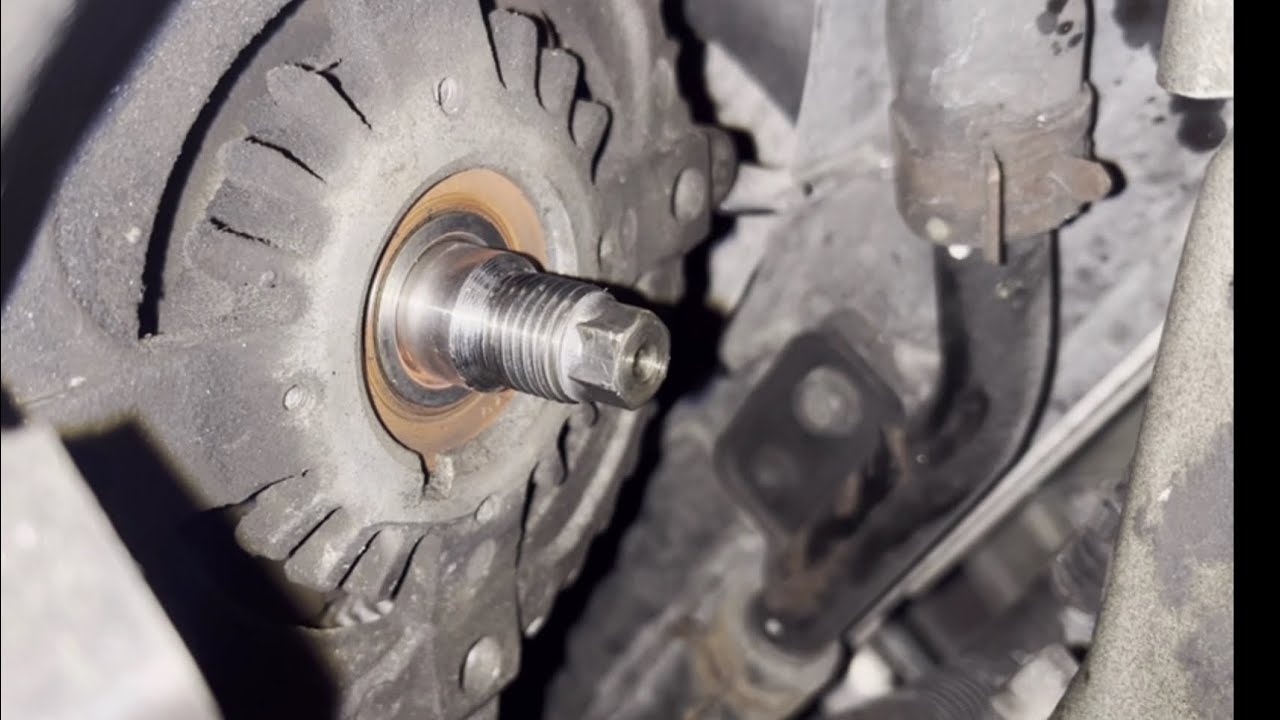 Как заменить обгонную муфту генератора (Honda CR-V 2008 2.2 L i-CTDi)