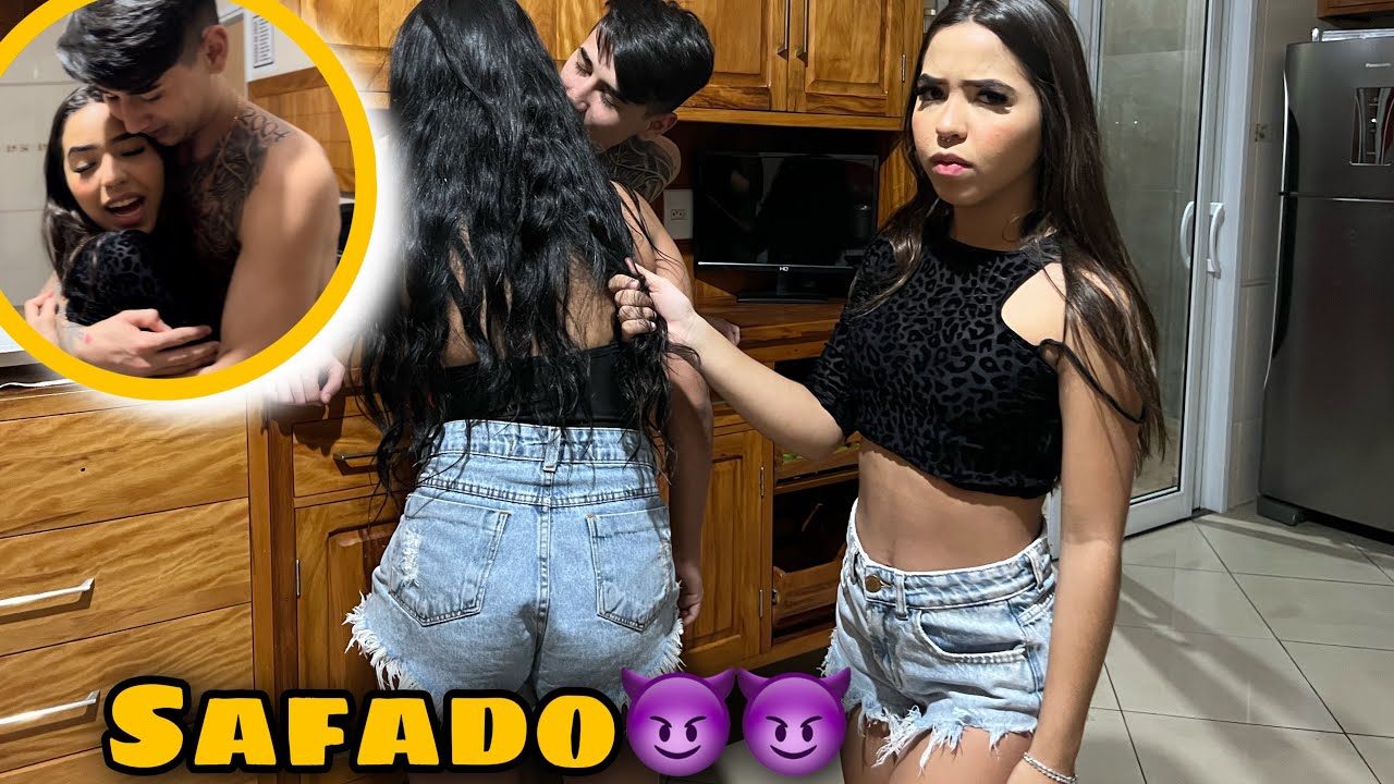 LARI ANDRADE PEGOU PEDICINO COM OUTRA / JHESSY FICOU COM CIÚMES??!!!