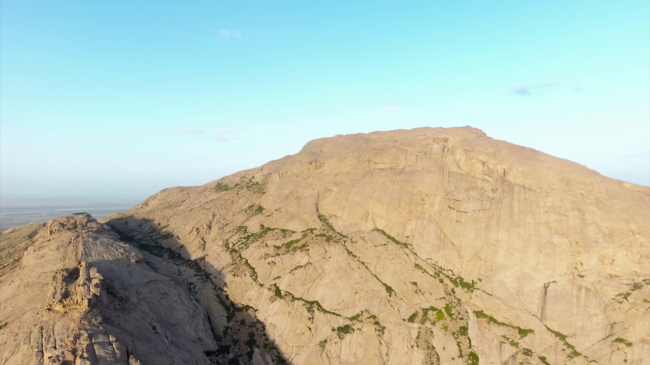 Бектау ата тауы және үңгірі. Mountain and cave of Bektau ata. Гора и пещера Бектау ата