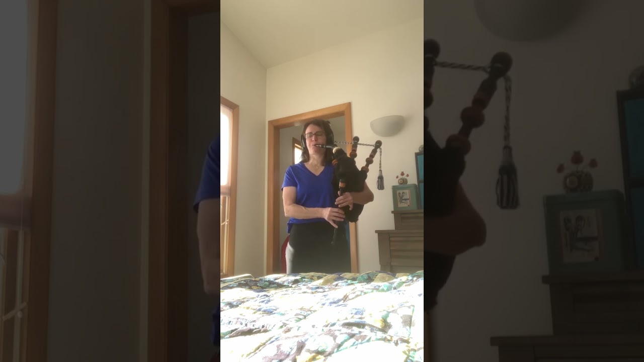 &ldquo;Captain Norman Orr Ewing&rdquo; 2/4 march (73 bpm) on pipes, with 3-paced rolls called.