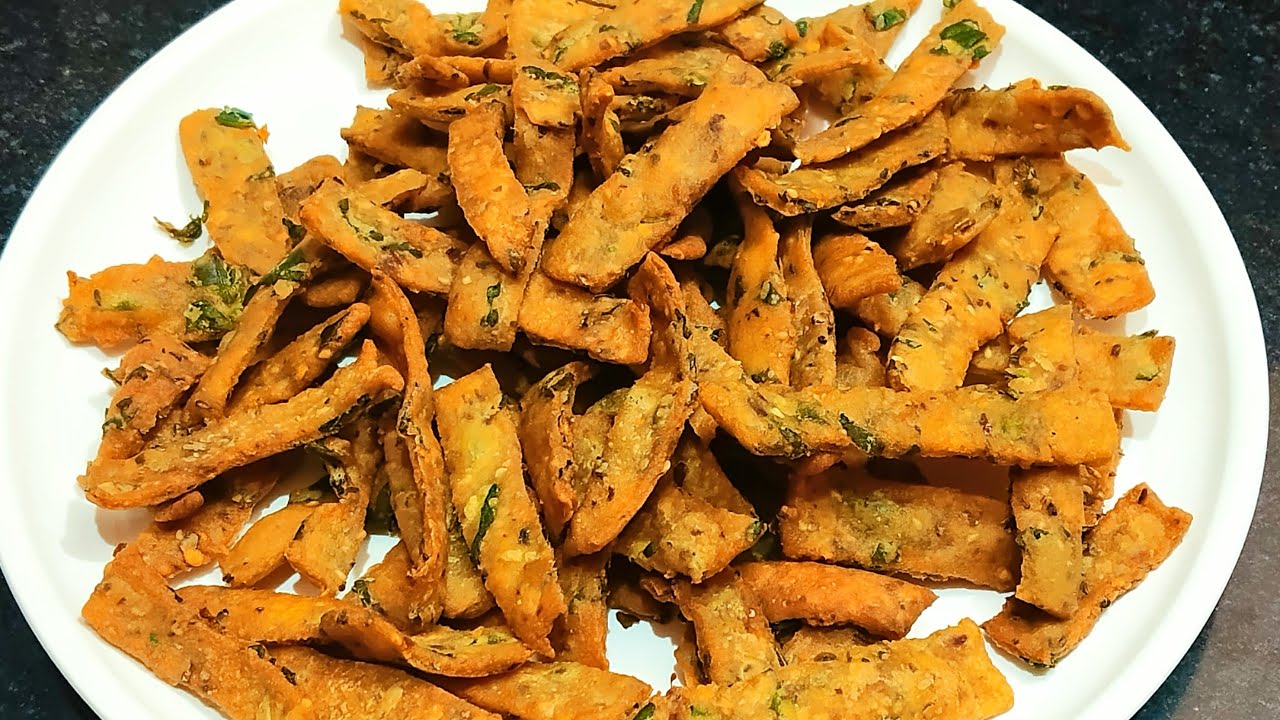 चाय बनने से पहले ही खत्म हो जाएगा सूजी का ये टेस्टी और क्रिस्पी नाश्ता|Crispy Sooji Snacks Recipe