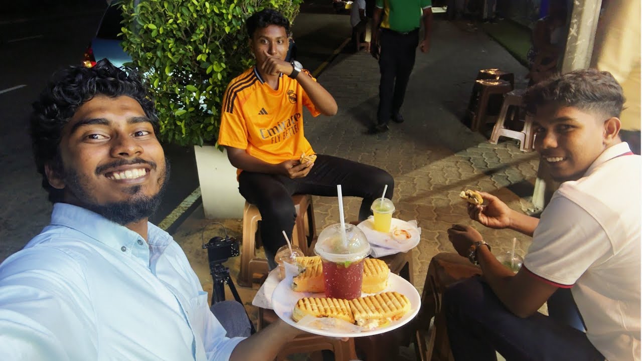 THE BUN CLUB BAMBALAPITIYA | BUDGET PRICE BUN SHOP SRI LANKA |FOOD REVIEW TAMIL 