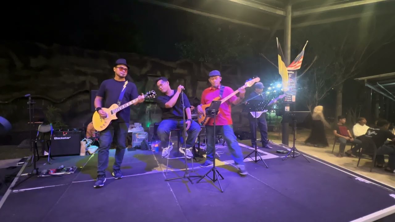 LIPAS  KUDUNG cover by SERAGAM HITAM band