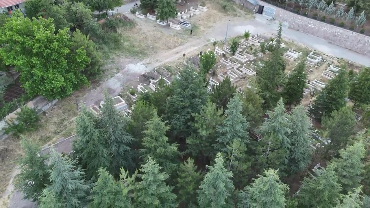 Kızılcaköy camii kuş bakışı ve Kızılca köy semalarında gezinme 