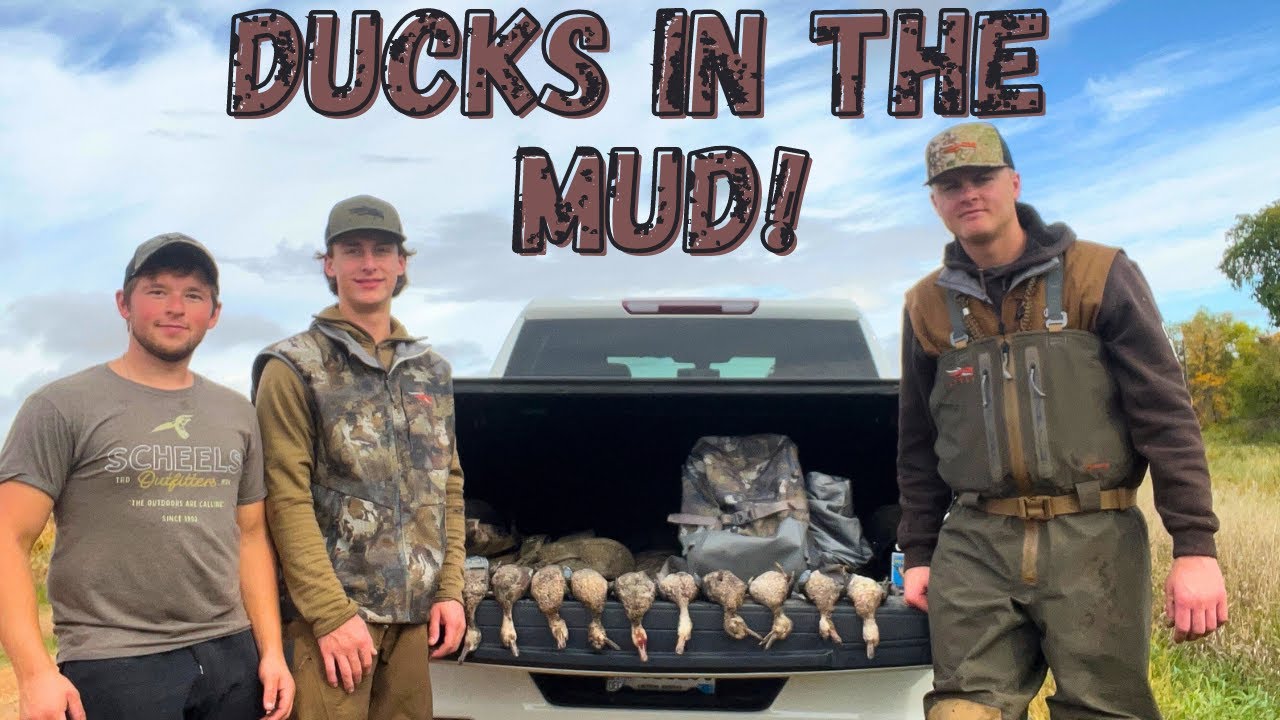 Duck Hunting In Thick Mud! (The Ducks Went Crazy!)