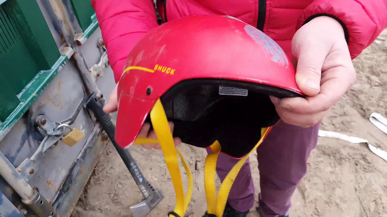 Краш тест шолома для рафтингу і каякінгу Palm Shuck \\\ Palm Shuck Helmet crush test
