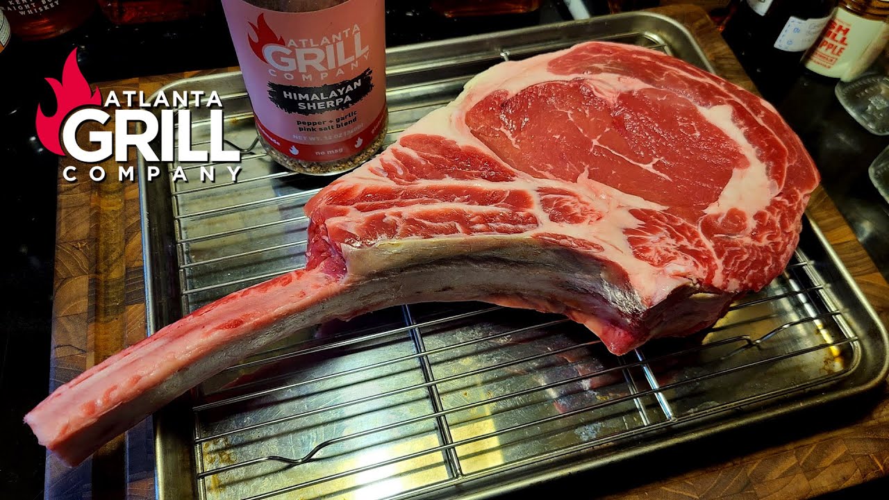 Tomahawk Ribeye on the Napoleon Prestige Pro 500