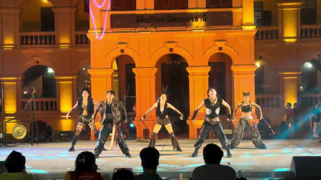 250713 Notthatbad Cover Meovv - intro + Body + Hands up + Meow + Break dance