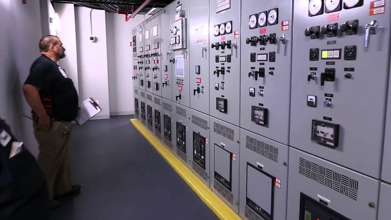 How to Perform a UPS Transfer in a Critical Data Center