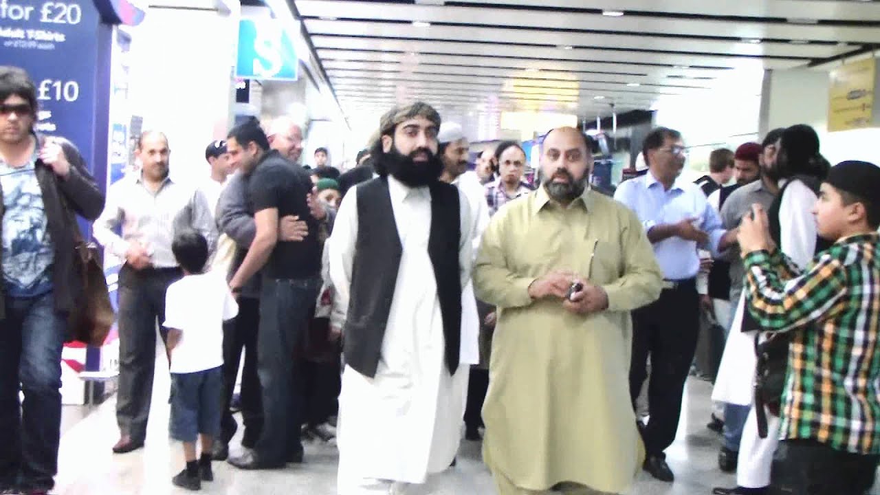 Pir Syed Ghulam Nizamuddin Jami Sahibs Departure from heathrow Airport.wmv