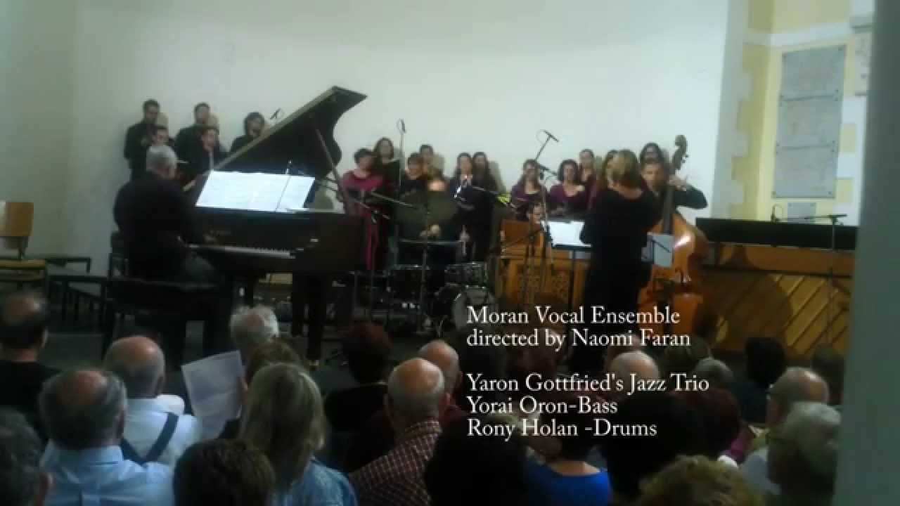 Vivaldi Credo  for choir & Jazz trio