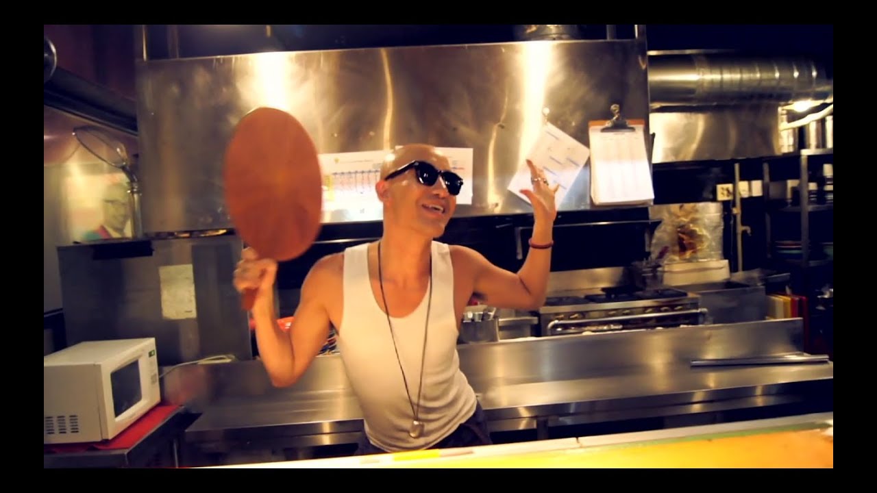 Pharrell Williams - Happy (Seoul Version) #HAPPYDAY
