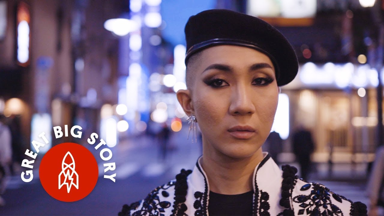 This Buddhist Monk Is a Celebrity Makeup Artist