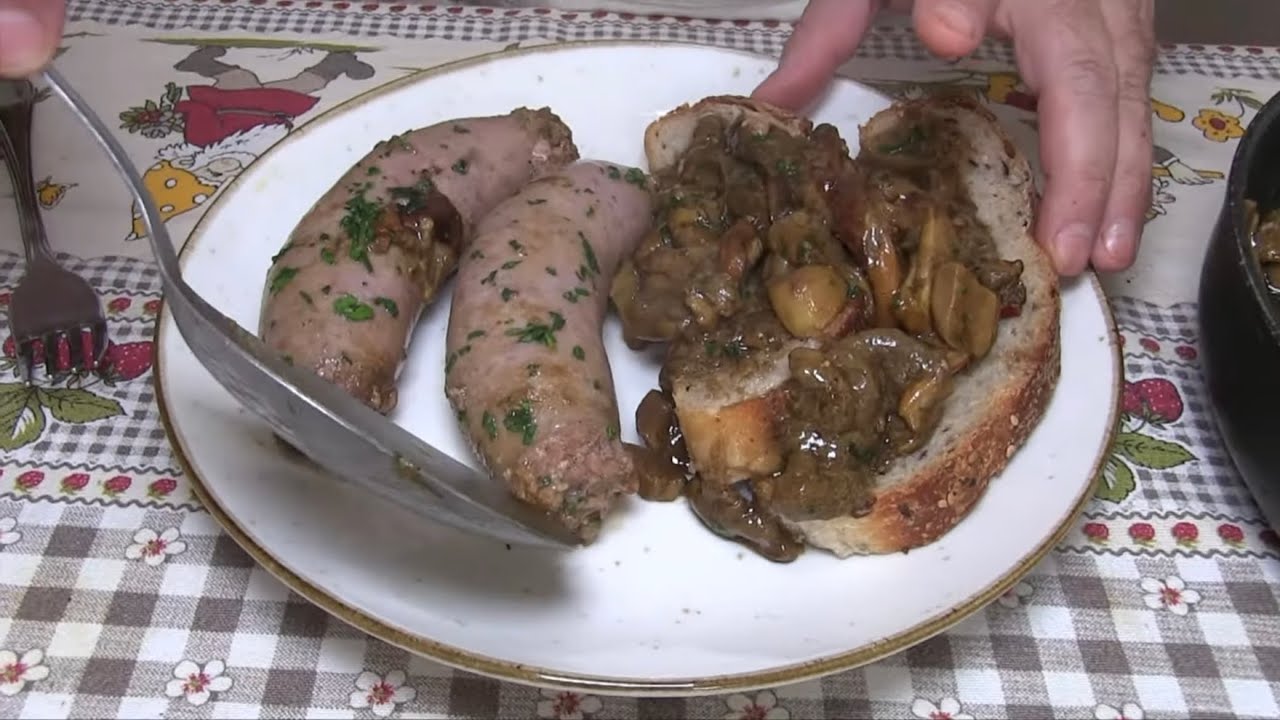 Salsiccia e Funghi, con Pane Cafone o Polenta