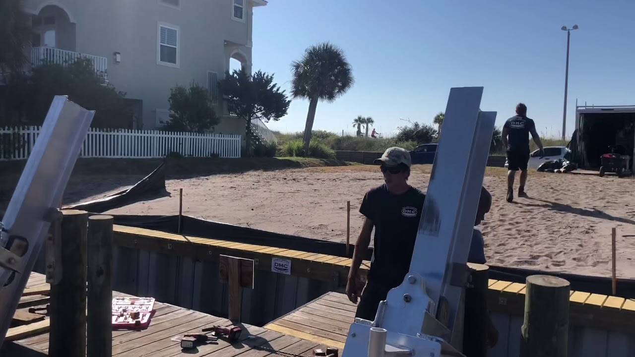 Вертикальный подъемник Golden Boatlift серии Sea Drive, 14k Elevator Lift